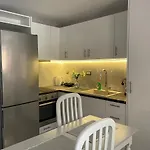 Arian Apartman *