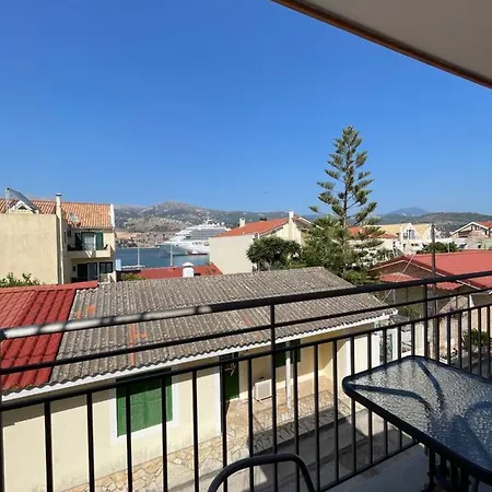 Arian ארגוסטולי