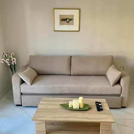 דירה Arian ארגוסטולי