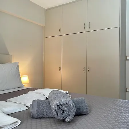 Arian ארגוסטולי