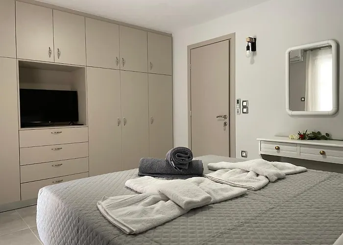 Arian アパート アルゴストリオン